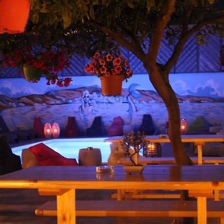 Siren Rooms And Apartments Paros Ngoại thất bức ảnh