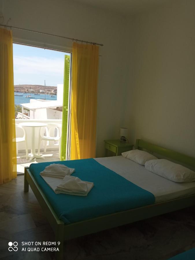 Siren Rooms And Apartments Paros Ngoại thất bức ảnh