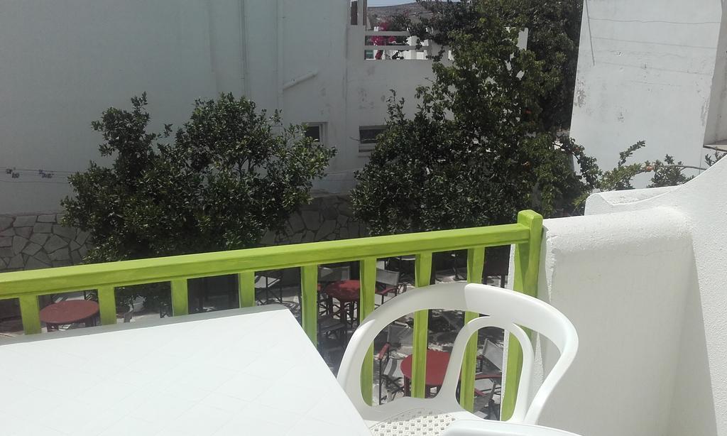 Siren Rooms And Apartments Paros Ngoại thất bức ảnh